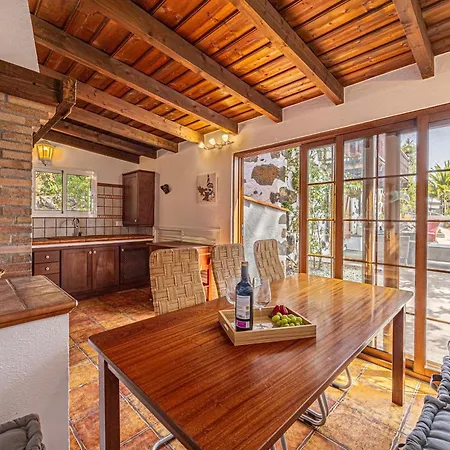 Holiday home Casa Piedra Y Tea Tijarafe
